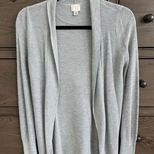 📦 SOLD 📦 Cardigan
